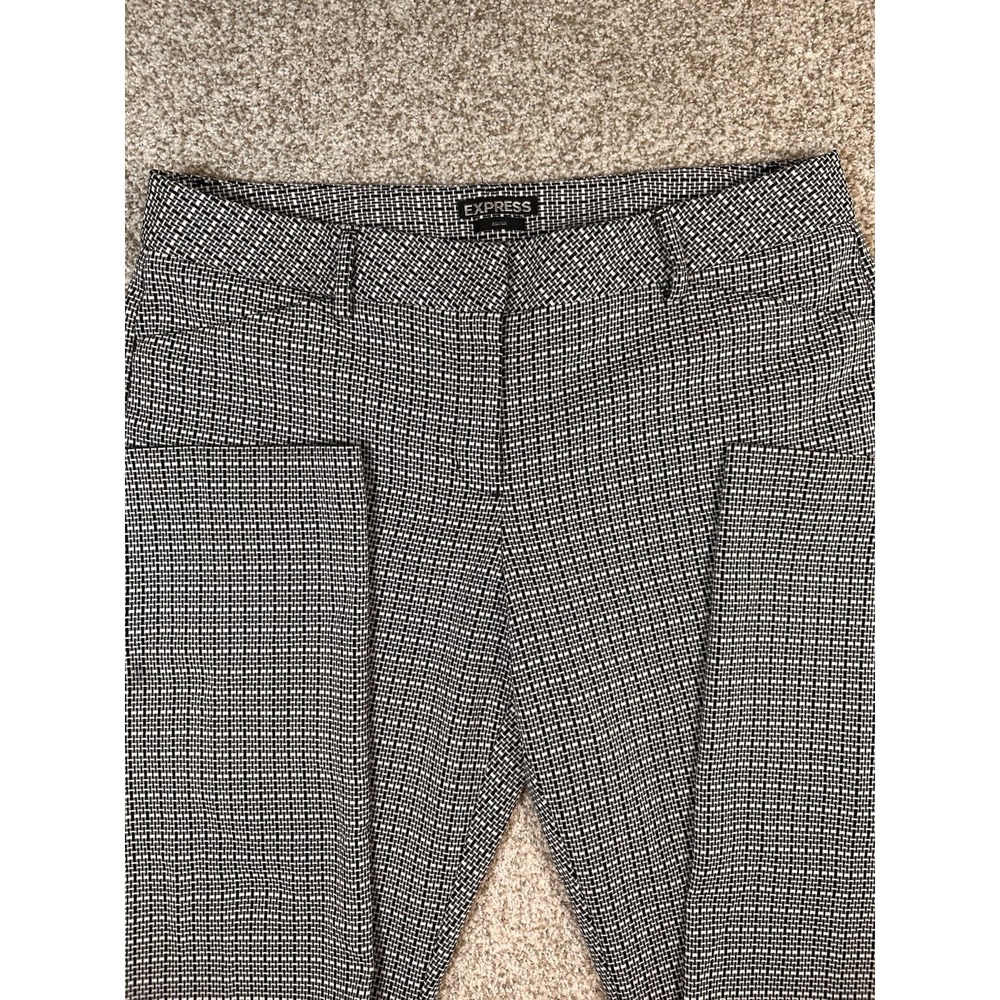 Express Editor Low rise Barely Boot 10R Grey Plaid